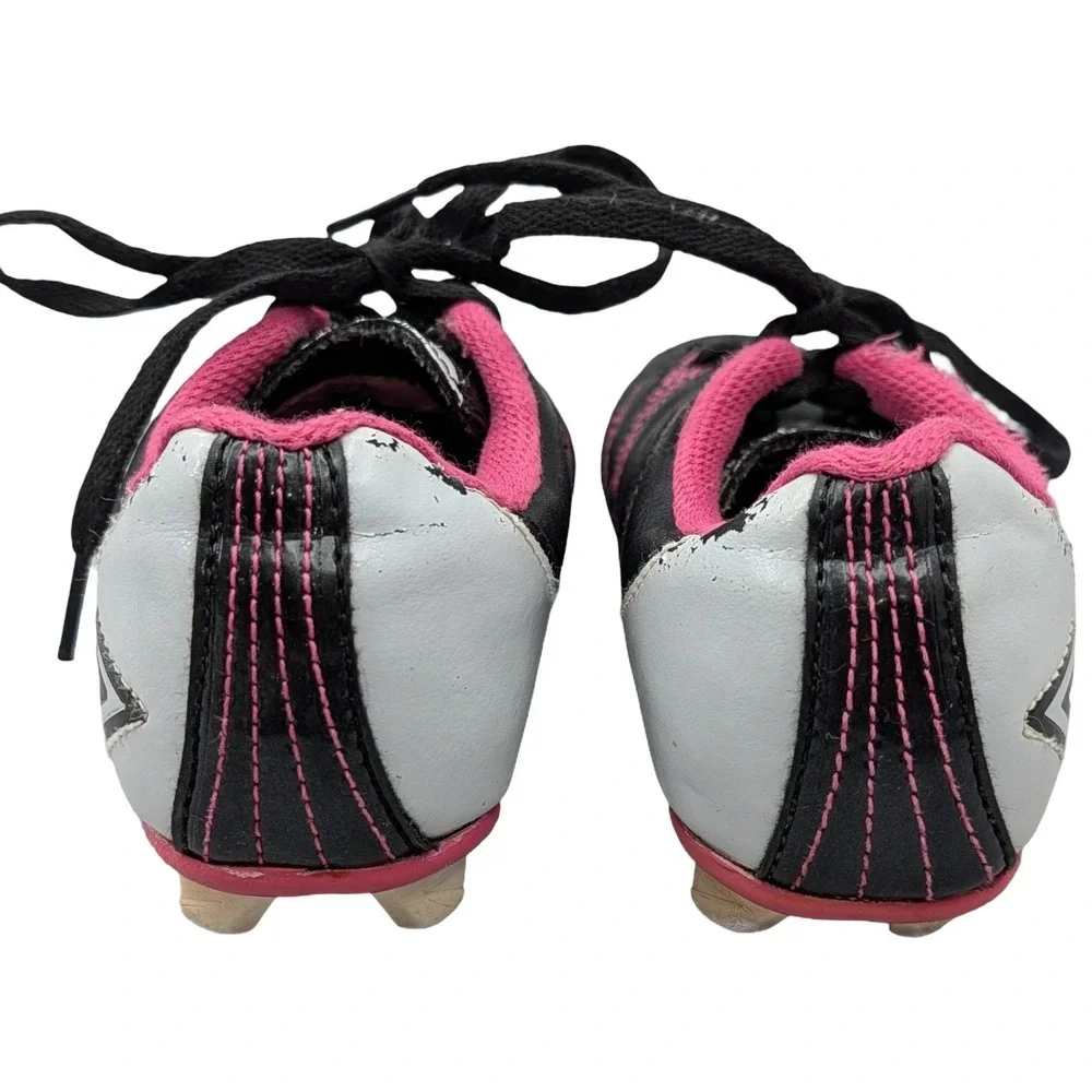 Umbro Girls Corsica Soccer Cleats Black Pink YFW00334 Size 1 Youth Shoes